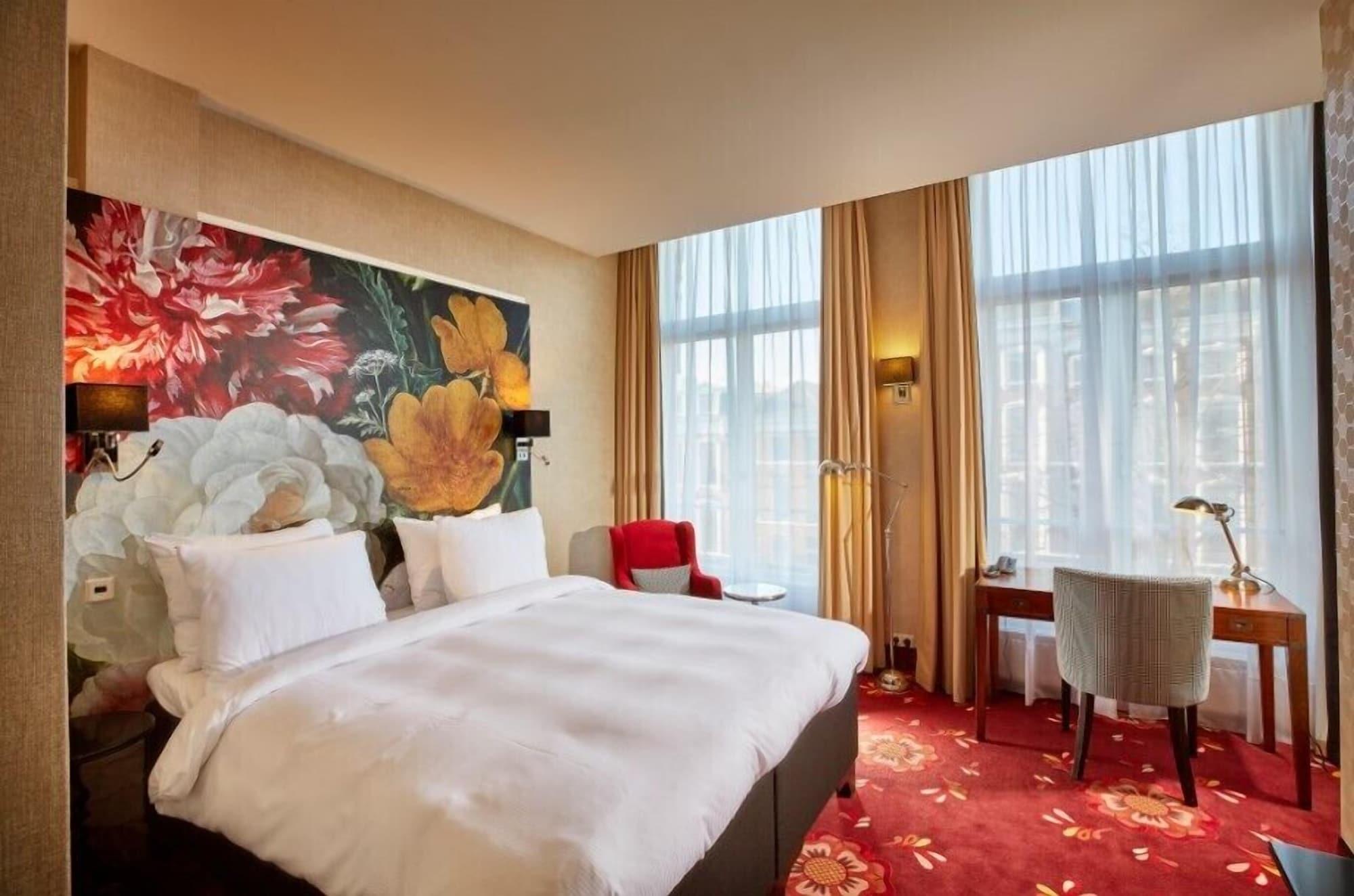 Carlton Ambassador 4*