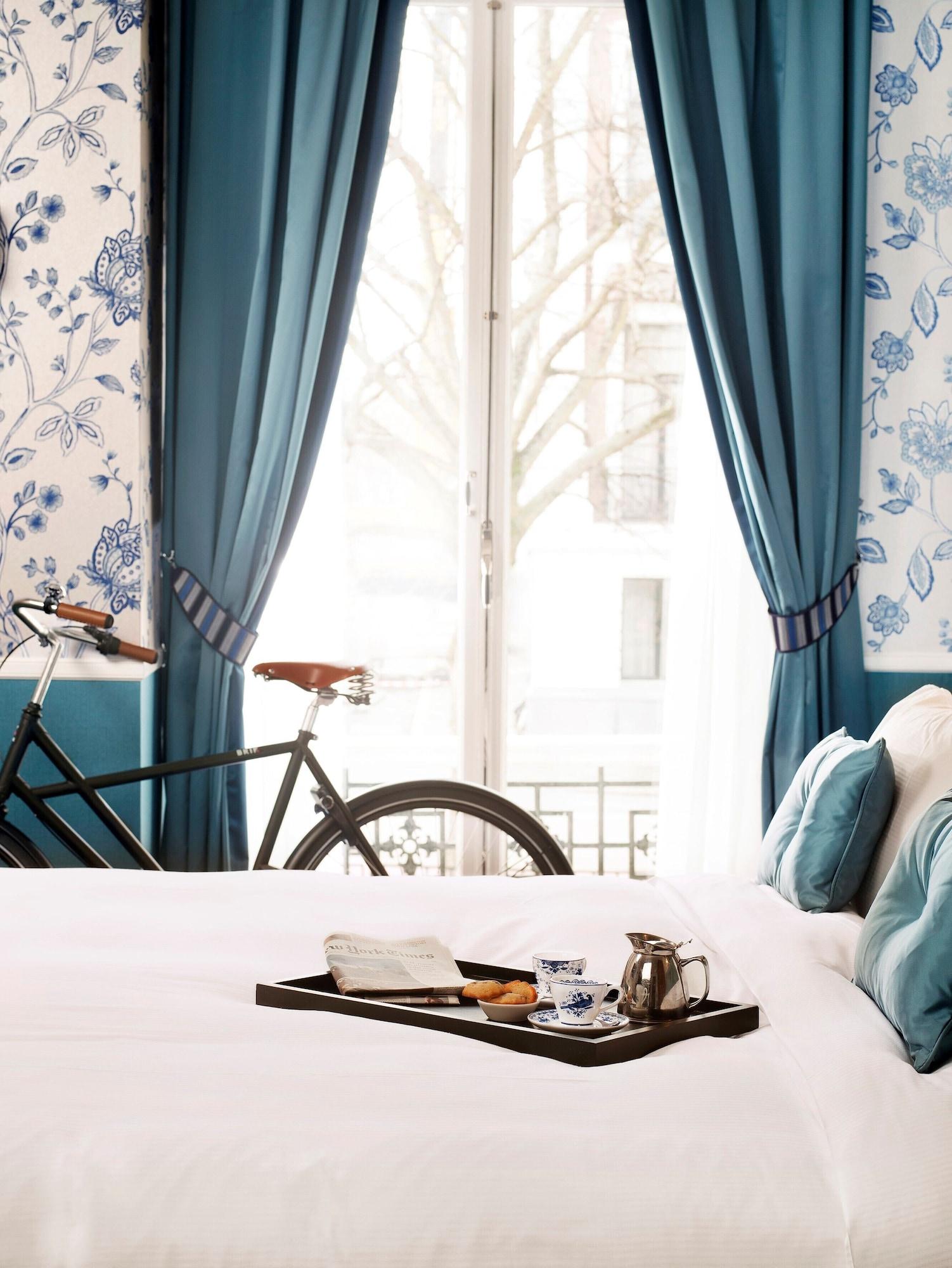 Carlton Ambassador 4*