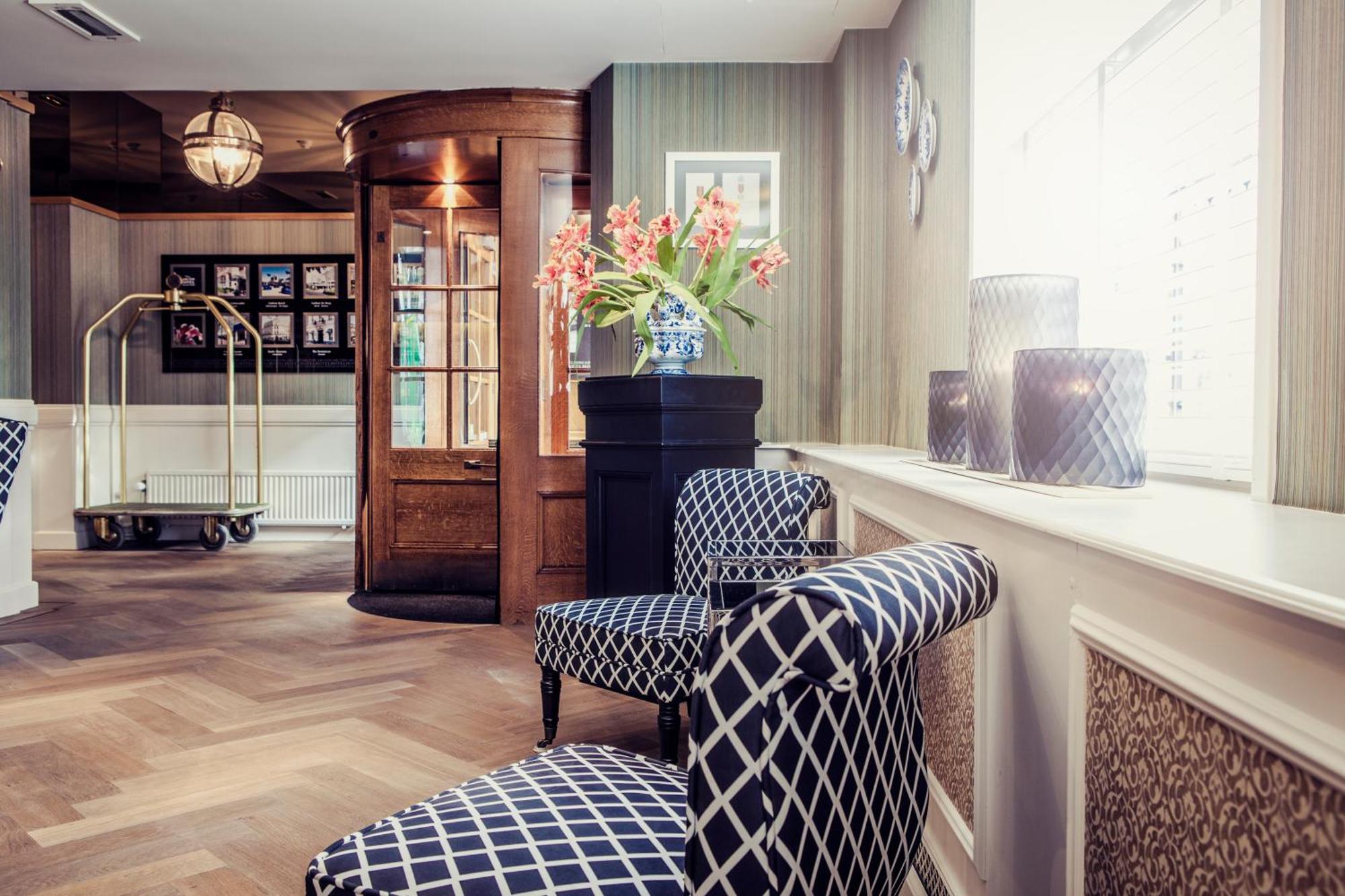 Carlton Ambassador 4* Den Haag