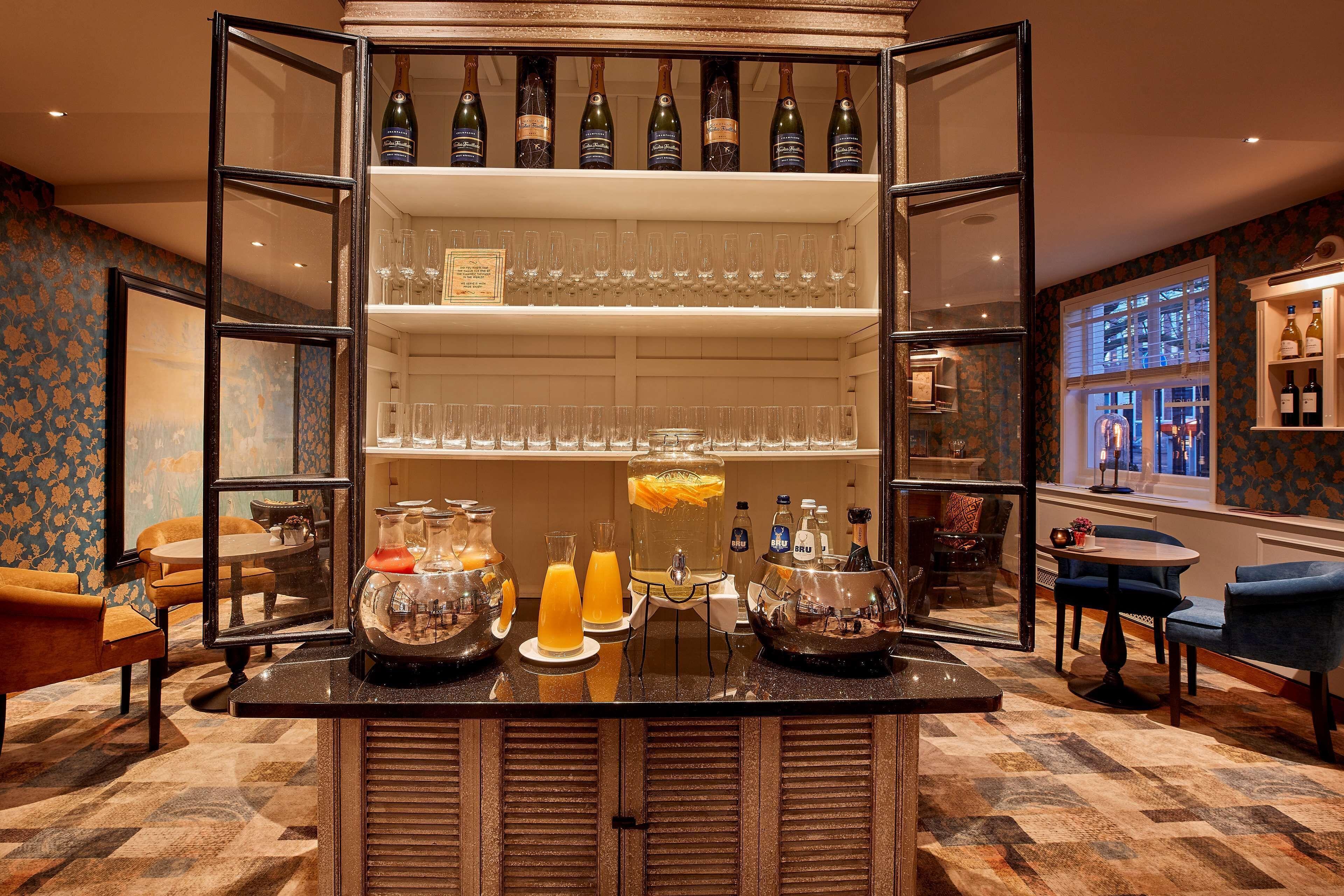 Carlton Ambassador 4* Den Haag