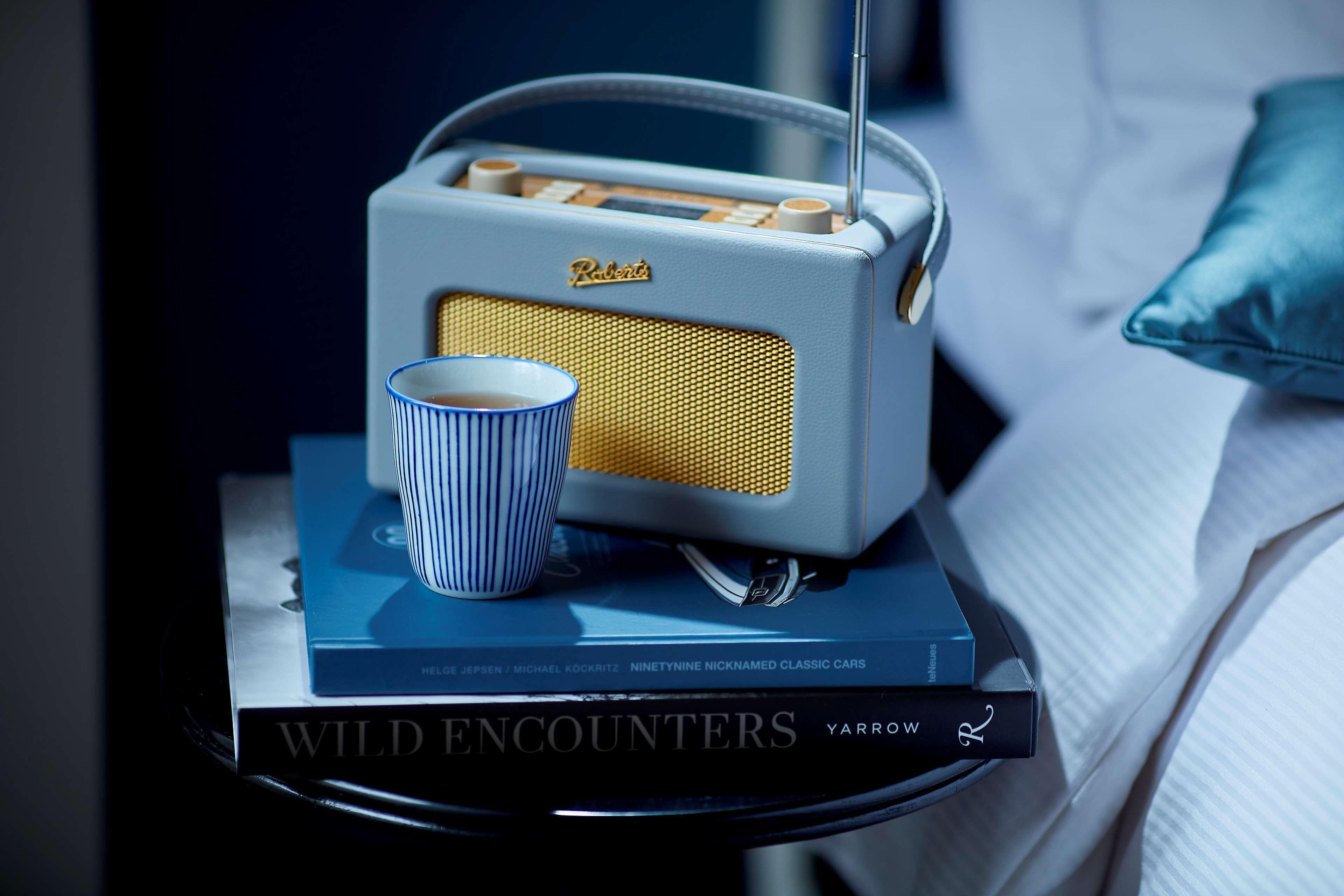 Carlton Ambassador Hotel 4*