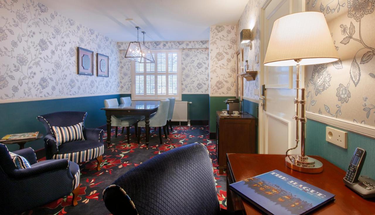 Carlton Ambassador Hotel 4*